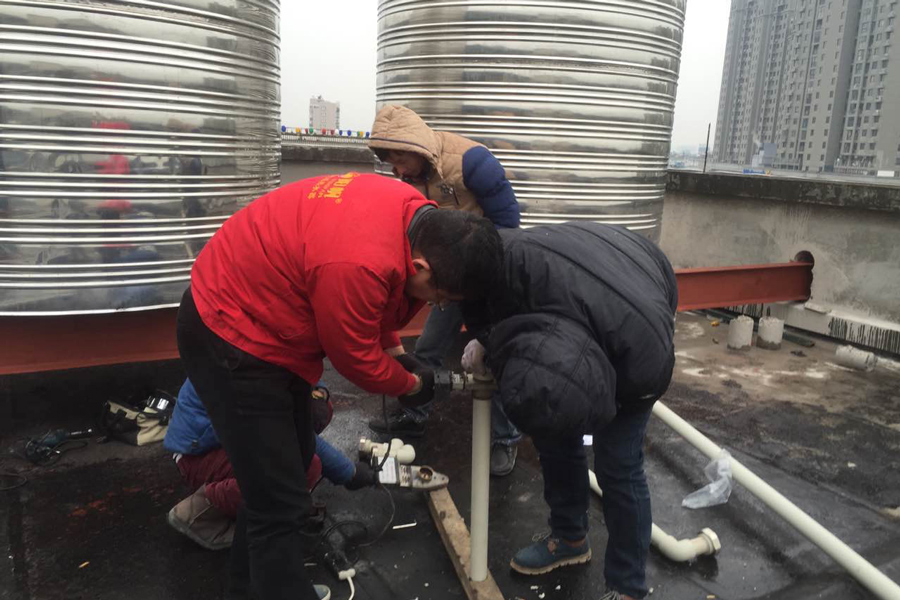 金華最低氣溫-11℃！看看誰是雪中最美勞動者