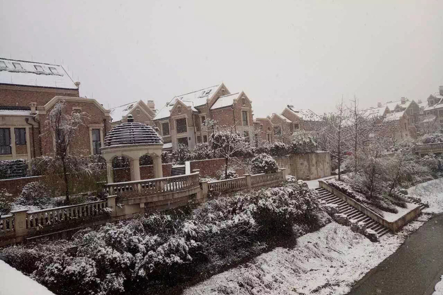 金華最低氣溫-11℃！看看誰是雪中最美勞動者